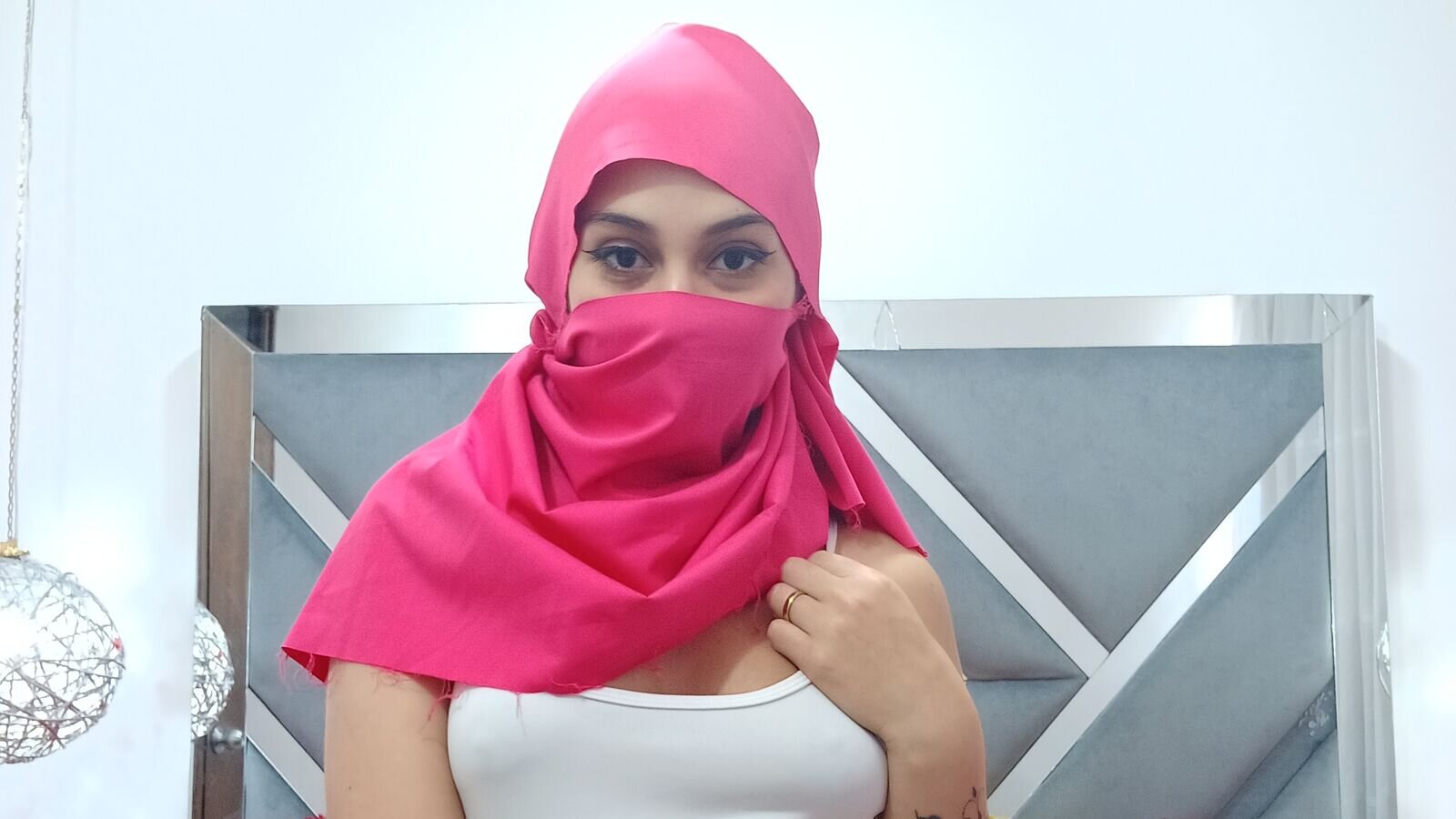 RoseKarvajal webcam show