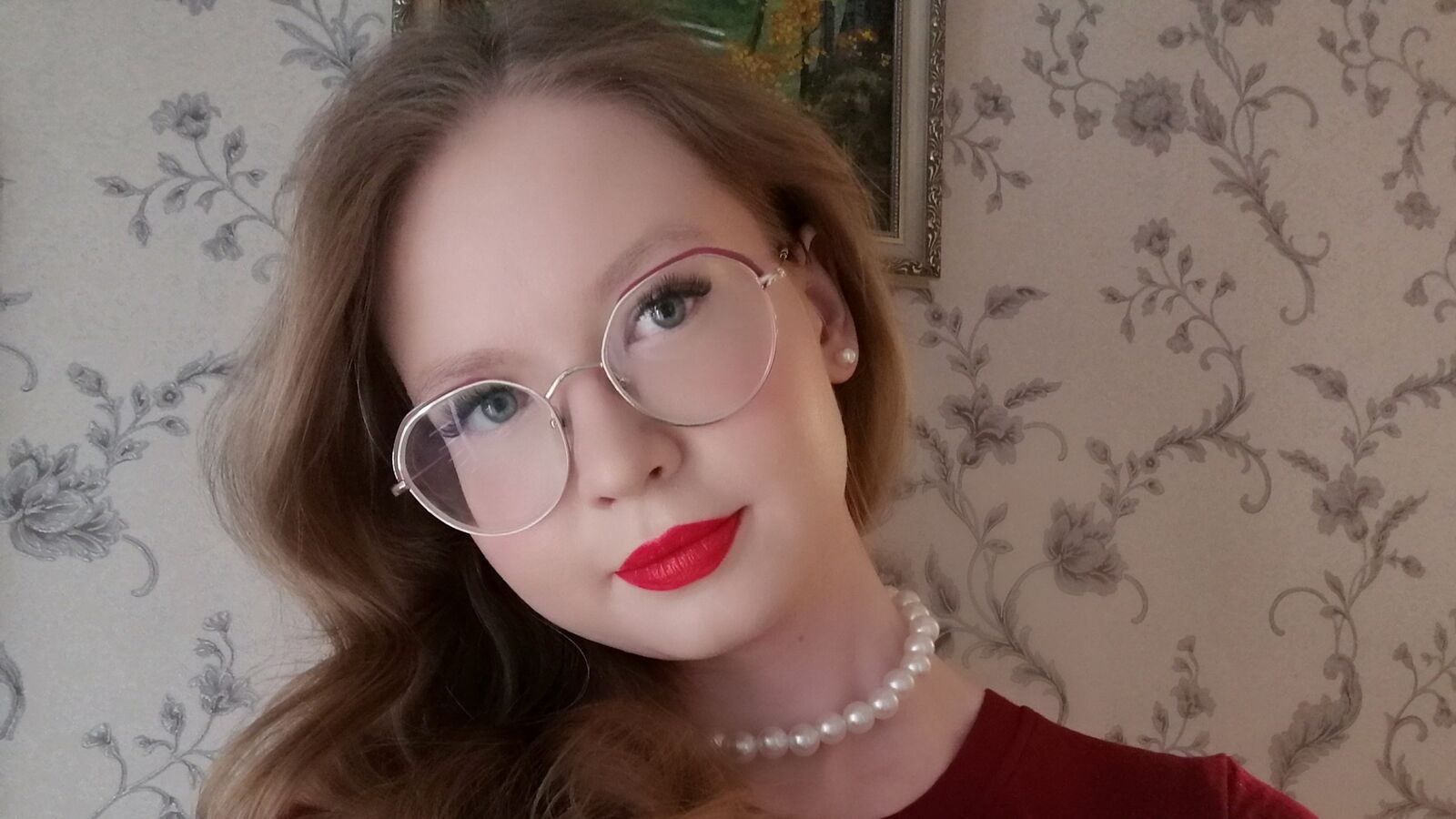 RoseLovirs webcam show