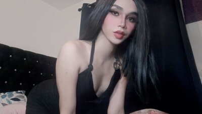 RowenaCruz webcam show