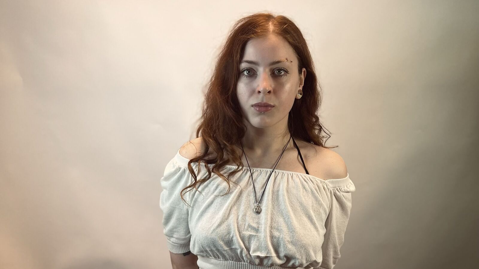 SabinaCosti webcam show