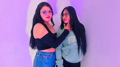 SamantaAndAlexa webcam show
