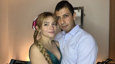 SiellaAndKosta webcam show