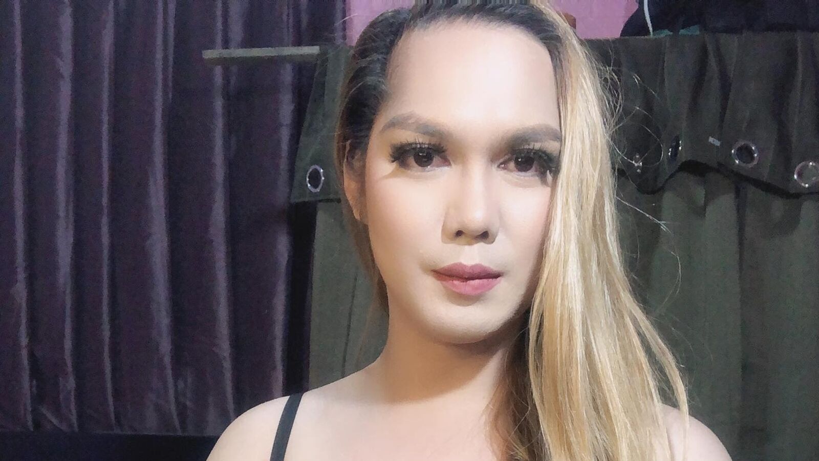 SofiaMears webcam show