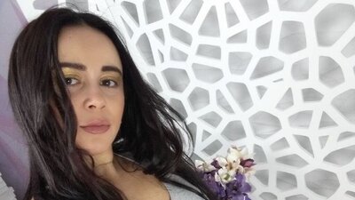 SophieHood webcam show