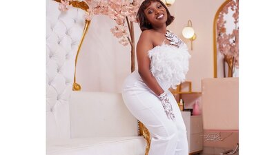 SparksChloe webcam show
