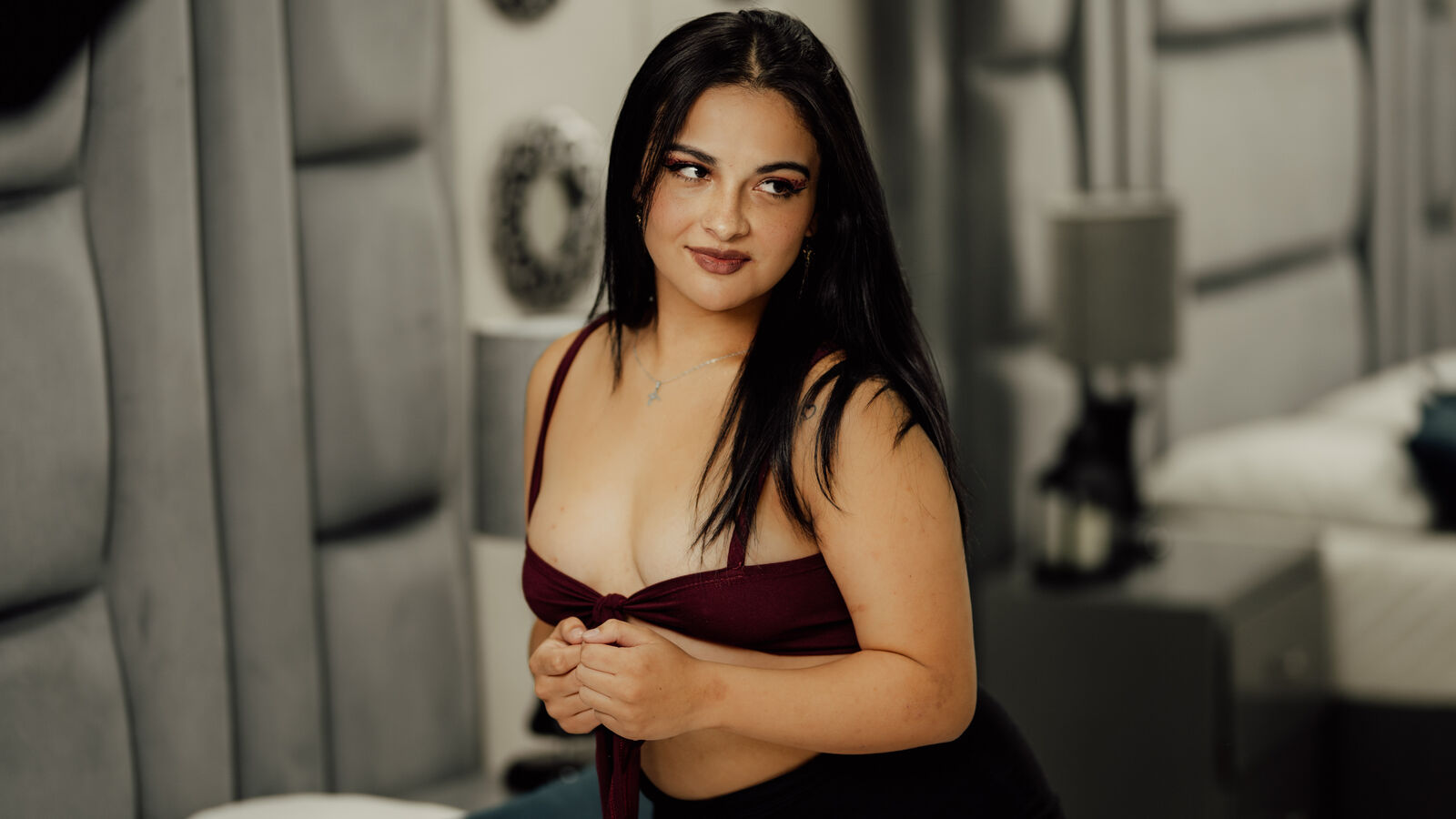 TaniaCuthe webcam show