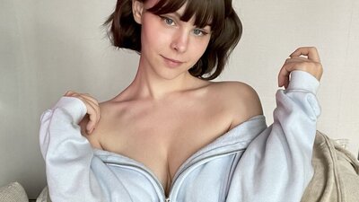 TinDaylin webcam show