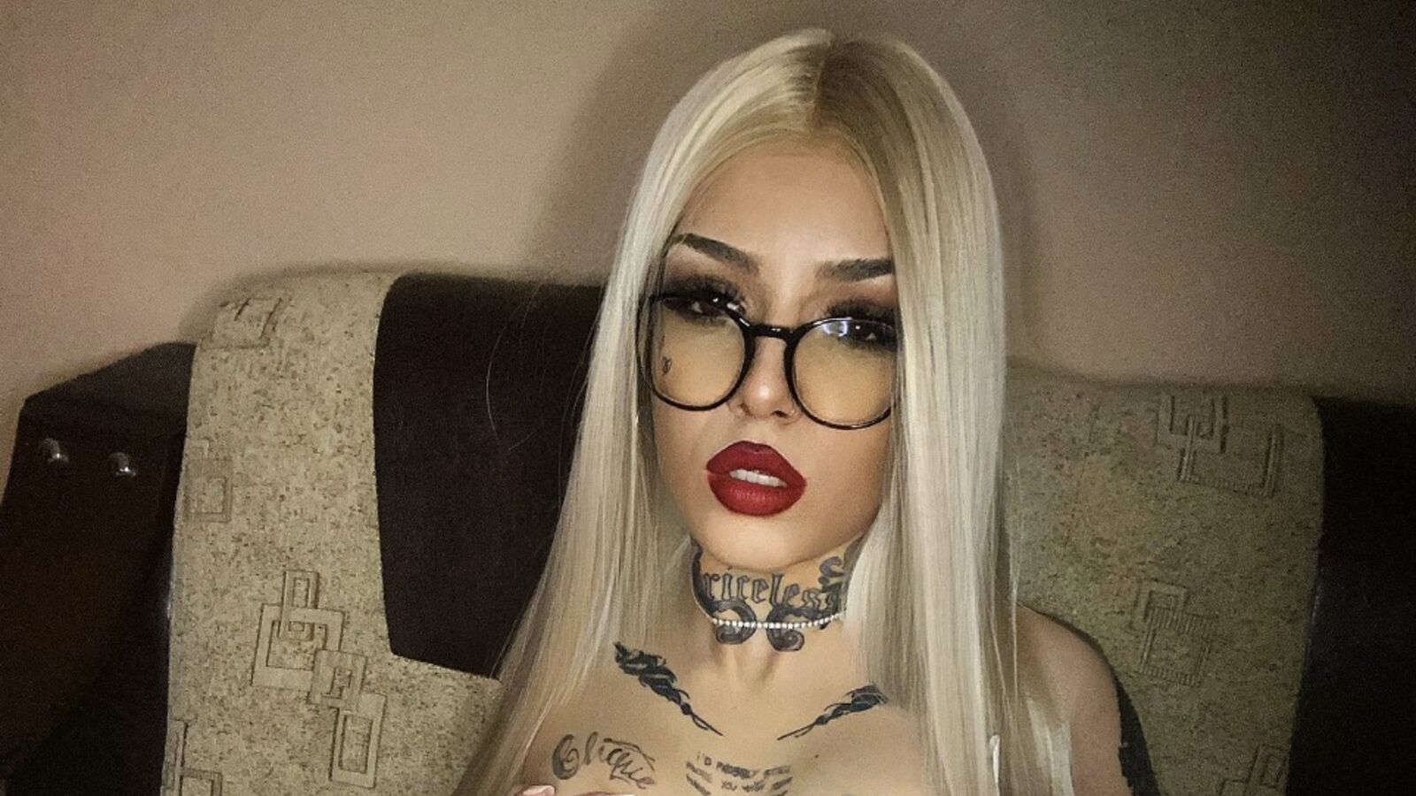 VanessaGarner webcam show