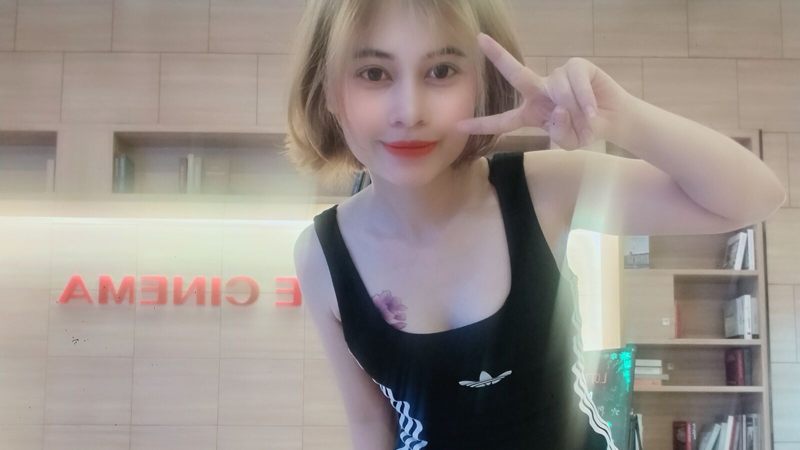 VivianPam webcam show