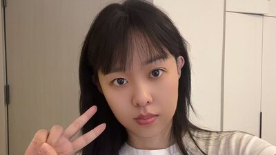 wellwellYa webcam show